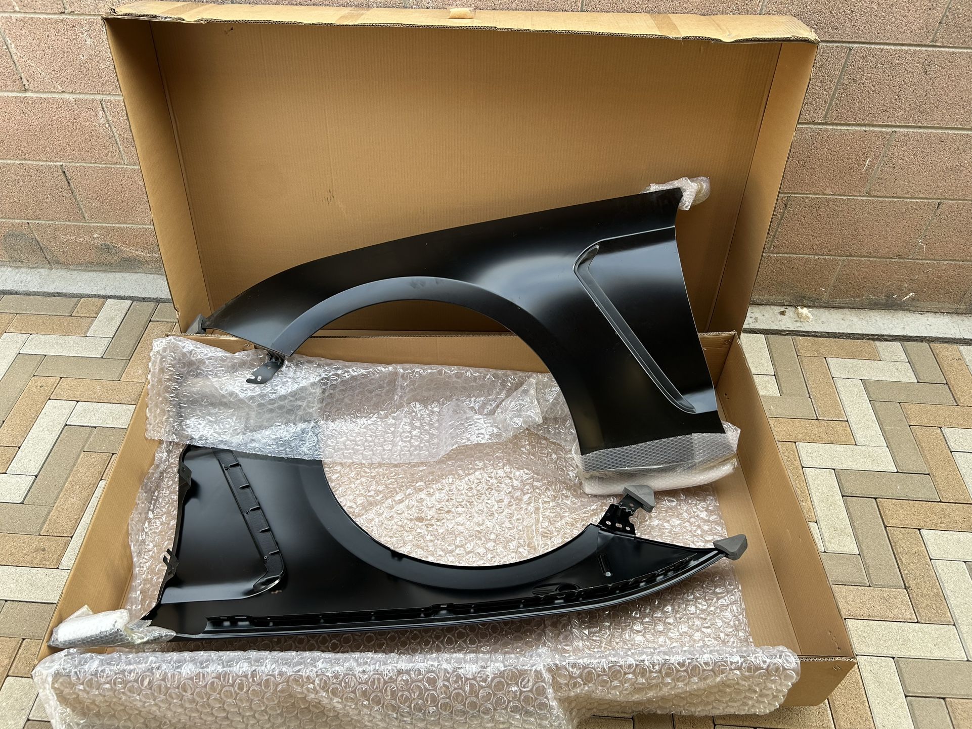 2018 - 2023 Mustang Gt350 Front Side Fenders (steel)