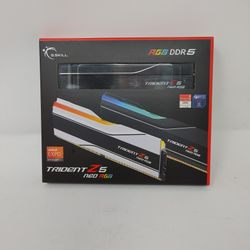 G.SKILL Trident Z5 Neo RGB Series DDR5 RAM (AMD Expo) 32GB (2x16GB) 6000MT/s CL30-38-38-96 1.35V Desktop Computer Memory
