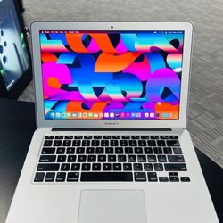 Apple MacBook Air 13” I5/8GB/256GB SSD $180
