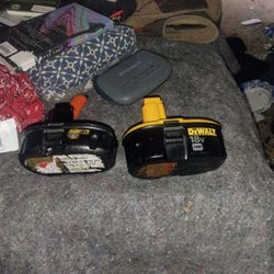 Two 18v Batteries DeWalt  50.00 $ Both