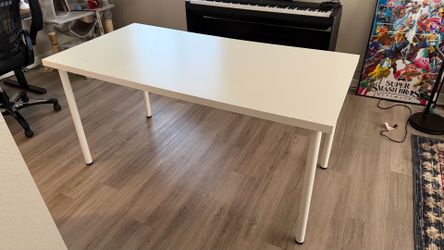 IKEA Desk LAGKAPTEN / ADILS