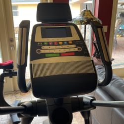 Pro-Form  Endurance 520E Elliptical 