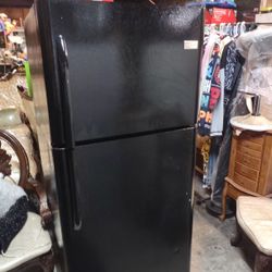 30-in Black Refrigerator Working Great Condition