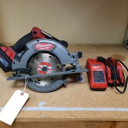 Milwaukee 2732-20 18 Volt Circular Saw With Battery And Charger 