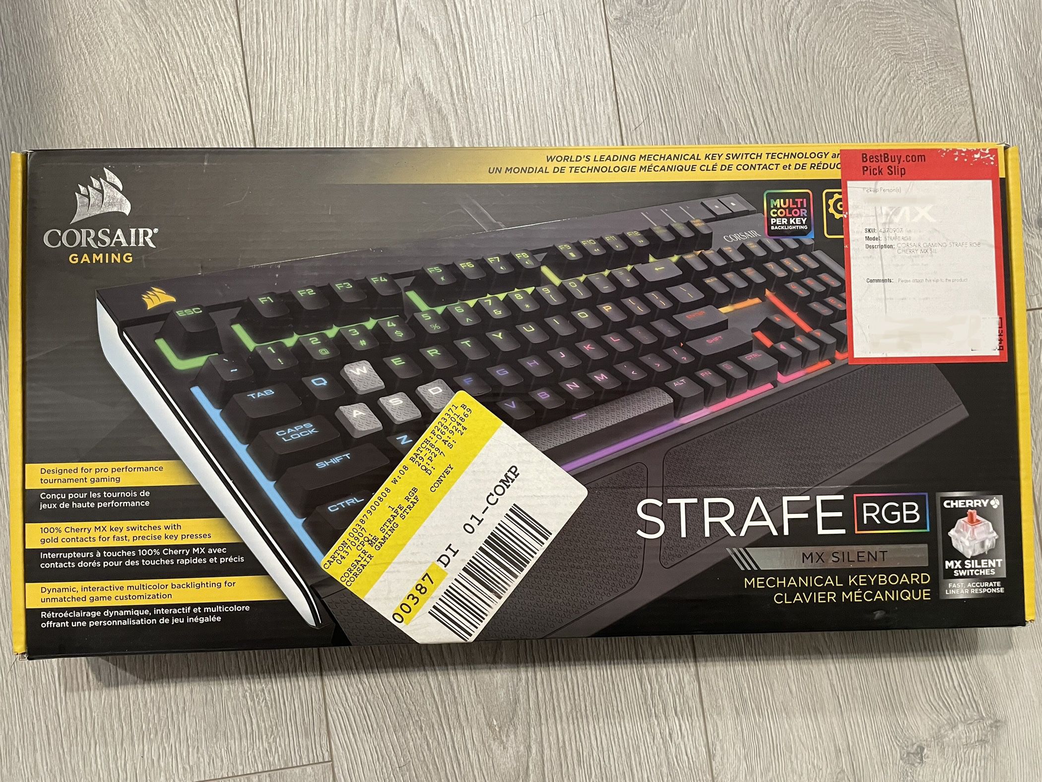 Krav Recept dal CORSAIR STRAFE RGB MK.2 Mechanical Gaming Keyboard for Sale in Chicago, IL  - OfferUp
