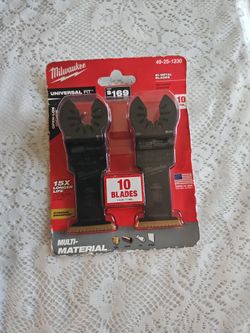 Milwaukee
1-3/8 in. Titanium Bi-Metal Universal Fit Wood and Metal Cutting Multi-Tool Oscillating Blade (10-Pack)
