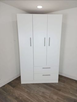 Wardrobe-Triple