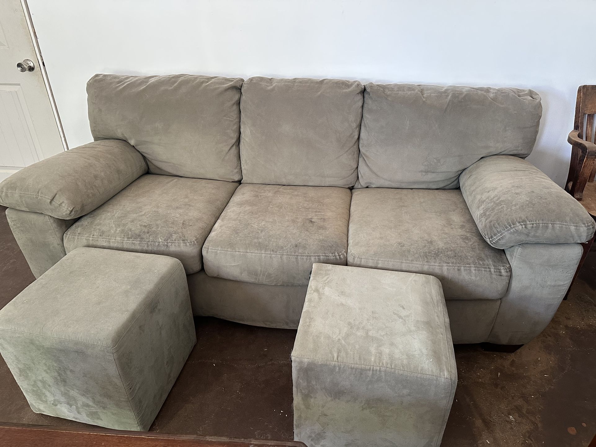 Couch With Two Foot Rests