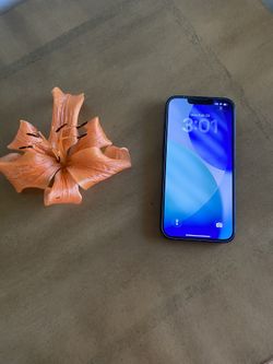 iPhone 13 ( Unlocked) Good Battery 128gb Black Color 