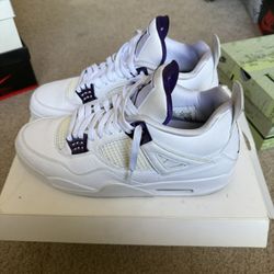 USED Jordan 4 metallic purple Size 13