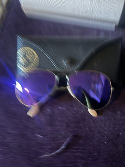 Woman’s Sunglasses