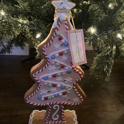 Pastel Gingerbread Christmas Tree