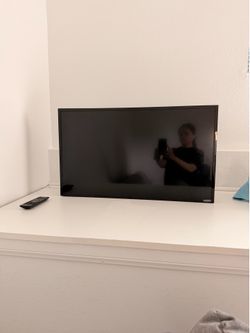 Vizio 32” LED HDTV