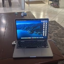 13.3 Inch MacBook Pro M2 Chip 500 Ssd, 16gb Memory 