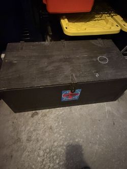US Army foot locker wood storage box trunk
