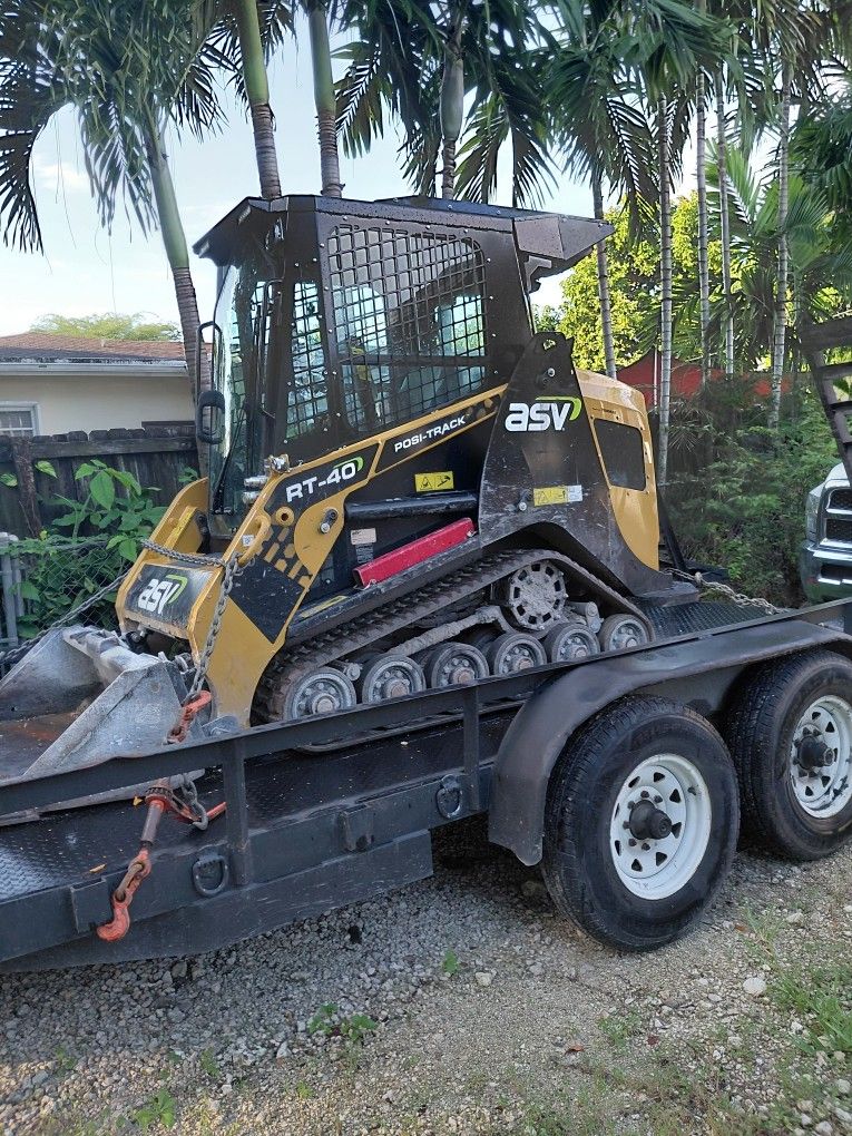 Bobcat Excavadora Volteo