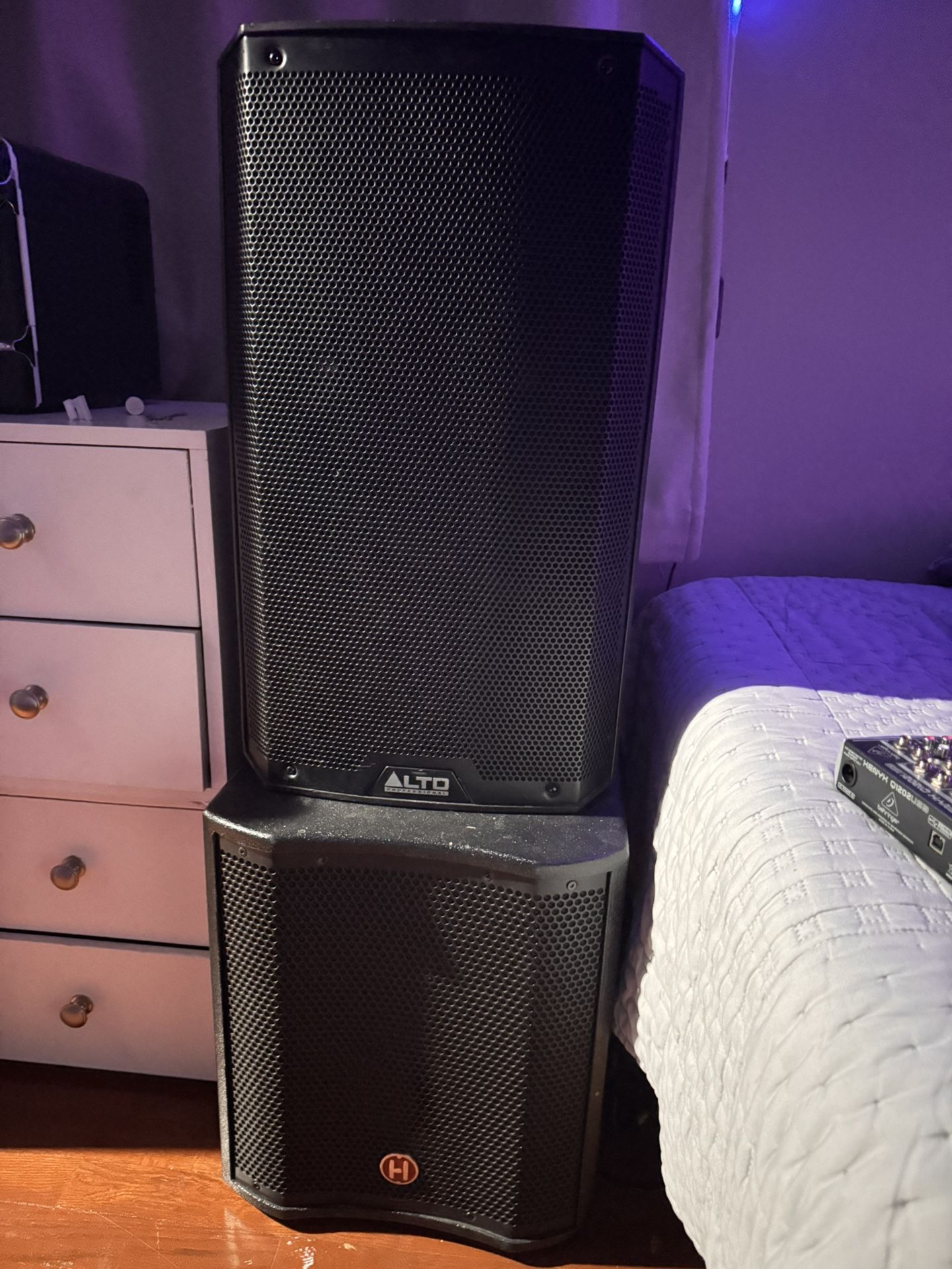 Harbringer S12 12 Inch Powered Subwoofer