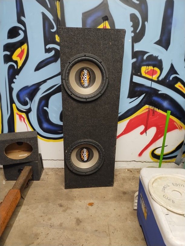 12 Inch Kicker Crv Sub Woofers