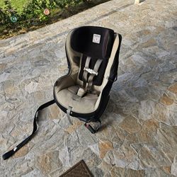 pegpergo  adjustable  baby car seat working great  only $30