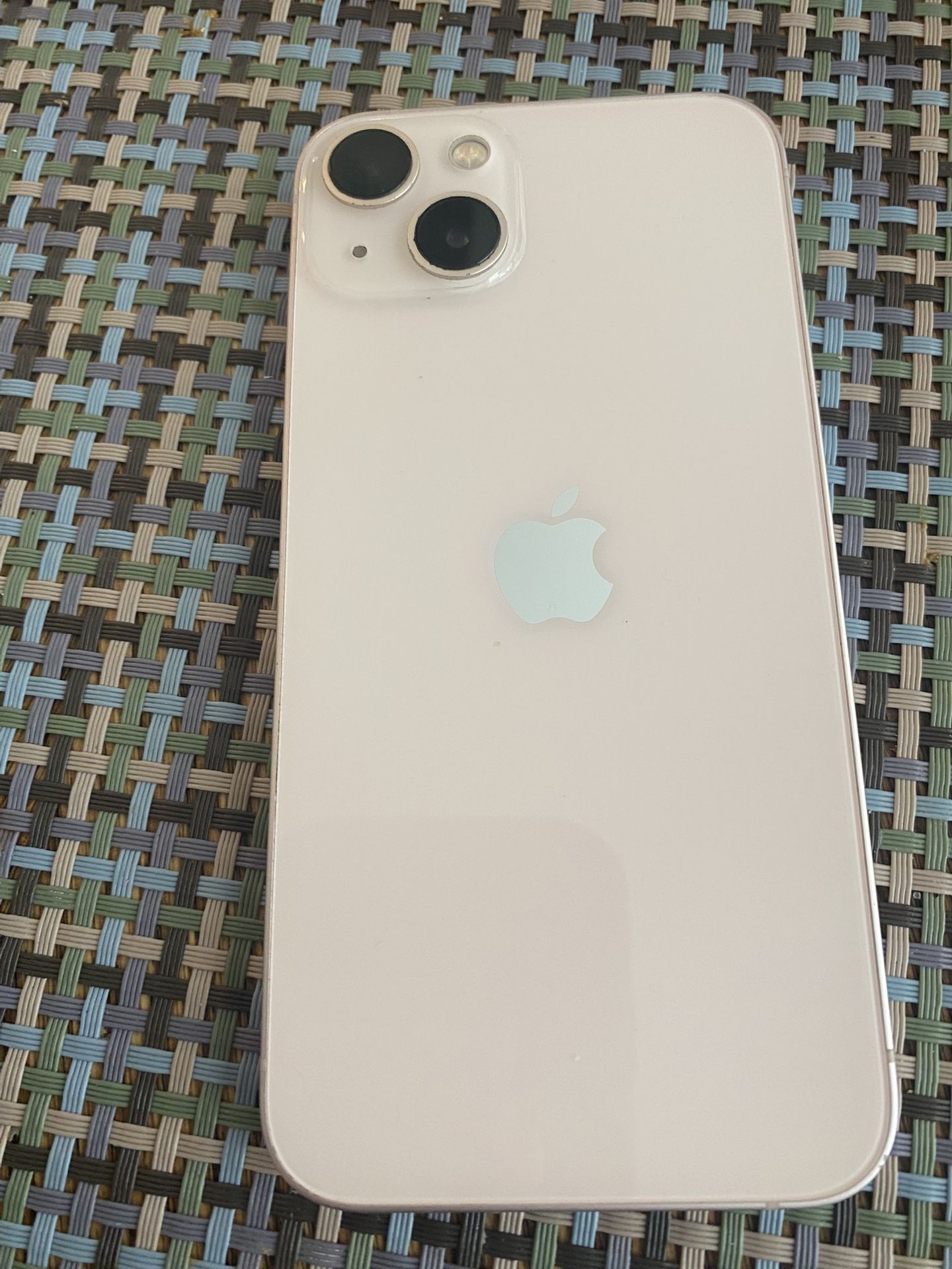 iPhone 13 