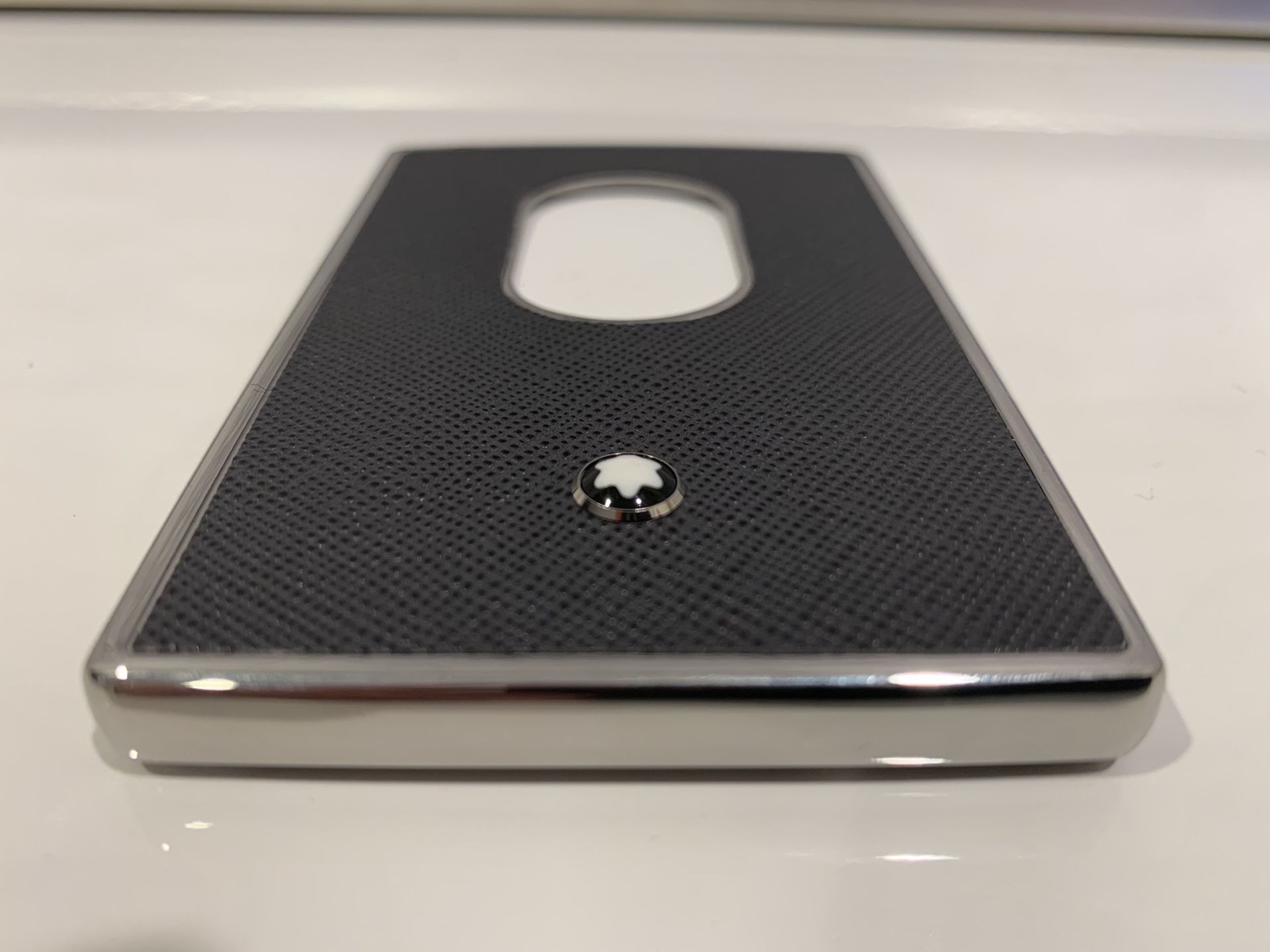 Montblanc hard shell hot sale business card holder