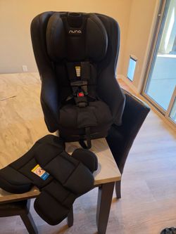 Nuna Rava car seat