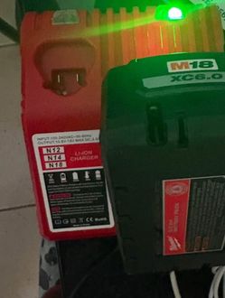Milwaukee M18 Li-Ion Charger