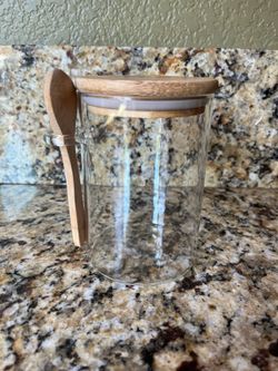 Glass container
