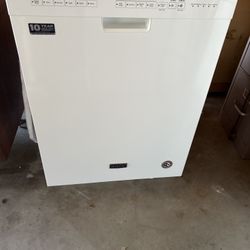 Mayer Dishwasher 