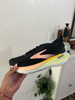 Women’s Brooks Glycerin 23