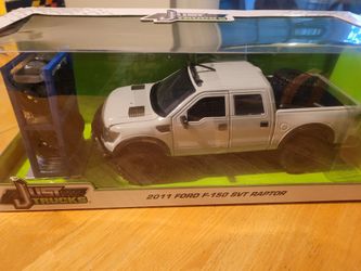 1:24 diecast 2011 Ford raptor