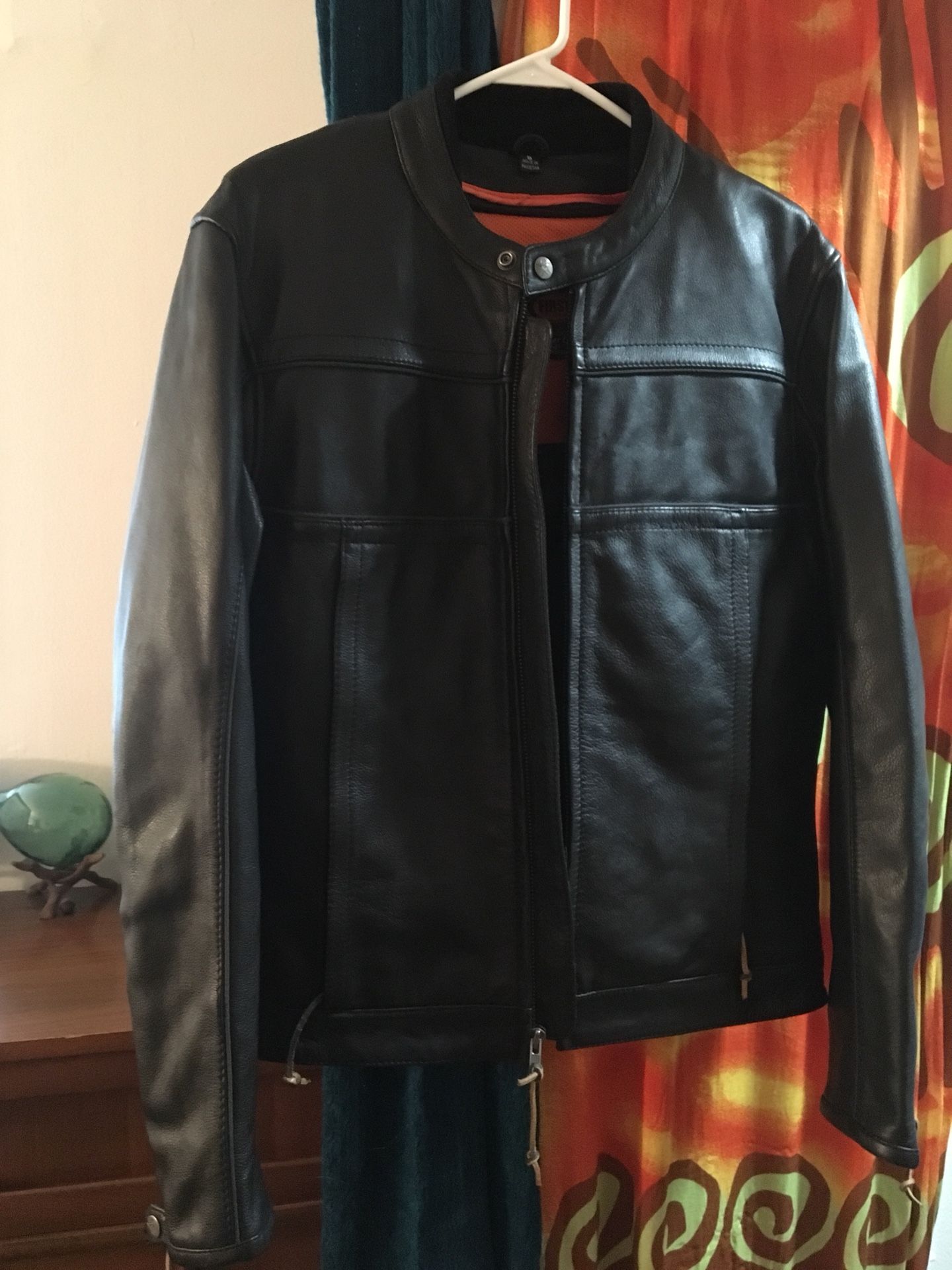 Men’s motorcycle jacket, leather, size small