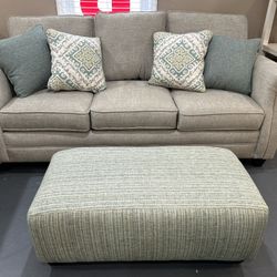 New Woodhouse Uph Sofa & Ottoman 