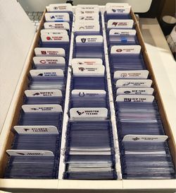 Selling NFL/NBA team/player bulk lots