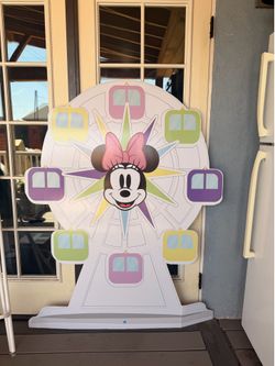 Disney theme party back ground props Mickey and Minnie - read description