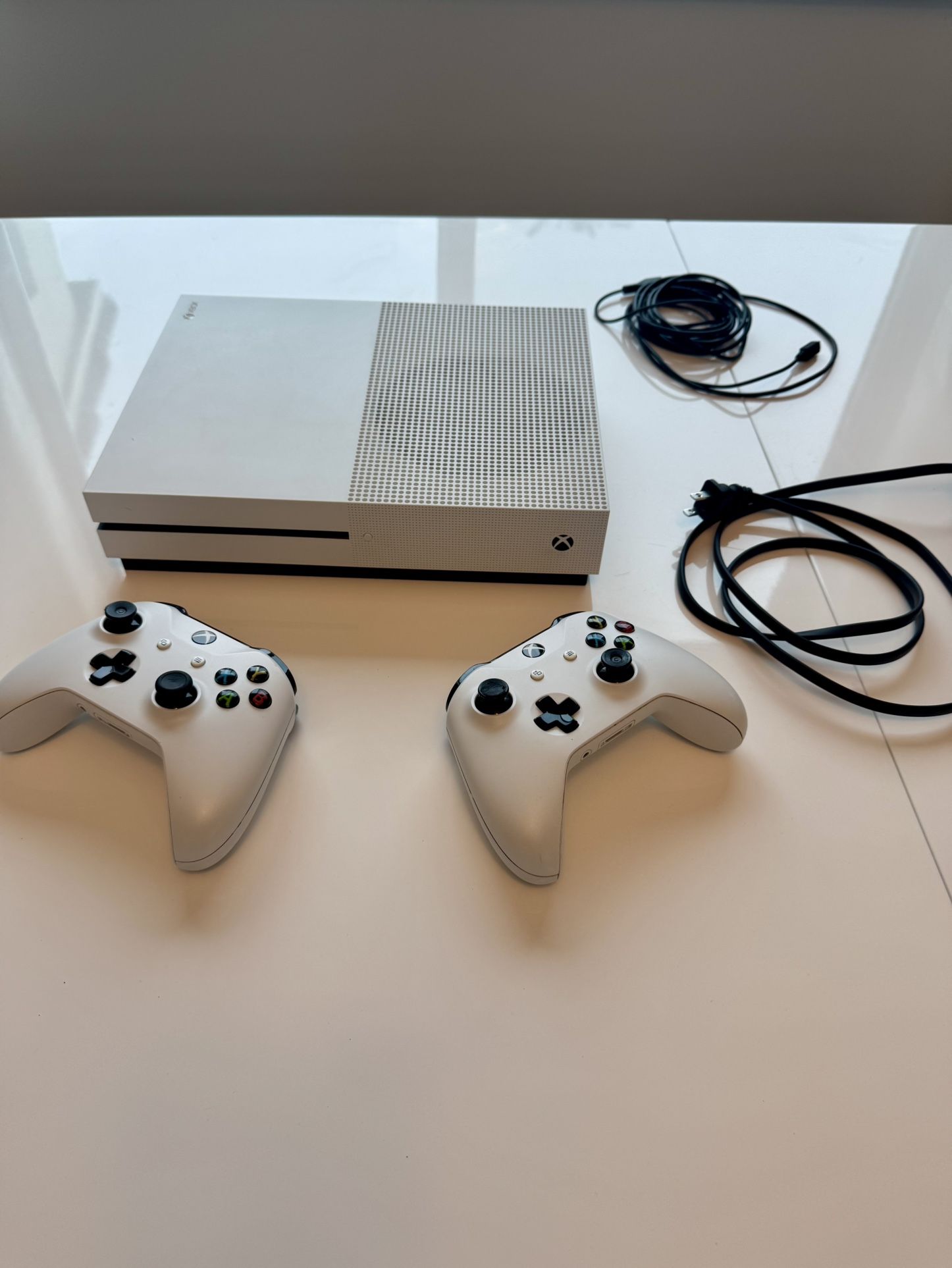 Xbox One S with 2 controllers