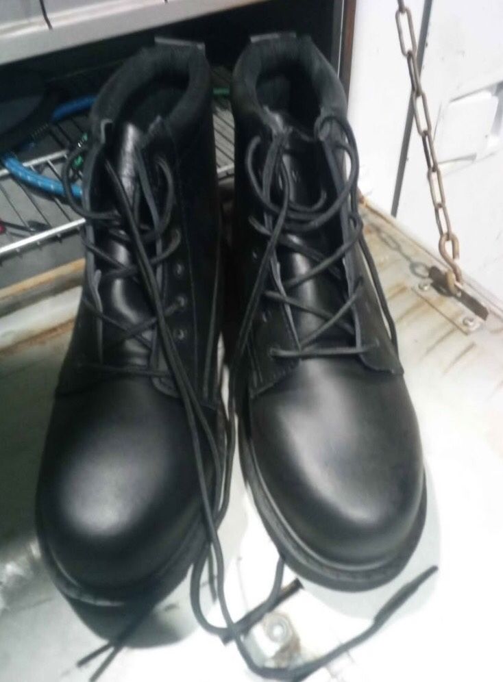 Winger Still Toe Work Boots