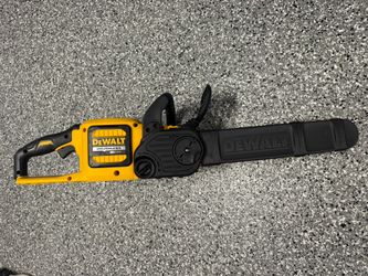 DEWALT DCCS670 60V Cordless Chainsaw (Tool Only)