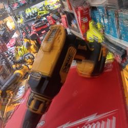 DEWALT 20V XR BRUSHLESS  DRIWALL GUN  USED