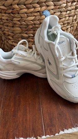 Ladies athletic shoes