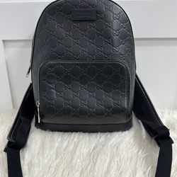 Gucci Signature Leather Backpack Authentic 