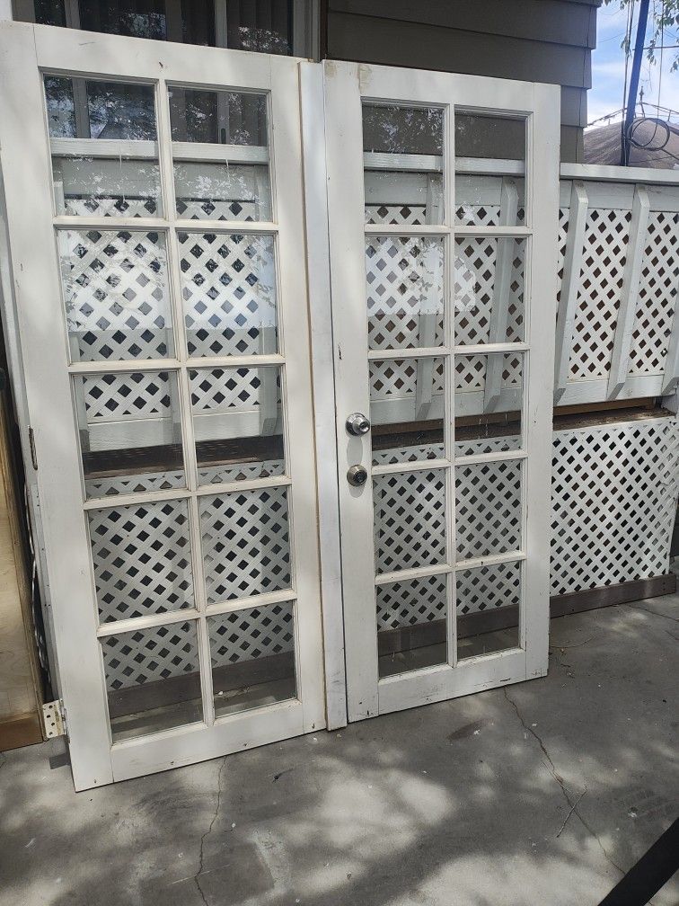 French Door Solo Las Puertas $60