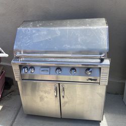 Alfresco BBQ Grill