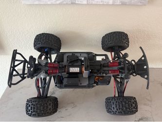 Traxxas E Revo Roller w extras!