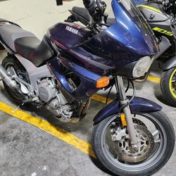 1993 Yamaha TDM850