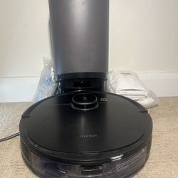 DeeBot Ozmo T8 Aivi With Cleaning Dock