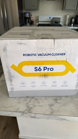 Robot vacuum cleaner