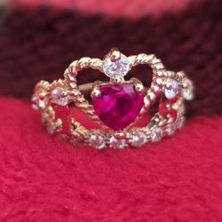 Real Gold Ring 3.77 Grams Size 7.5 $130 FIRM! Pick-up In Aurora. 