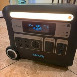 Anker Solix F2000 Watt Power Station