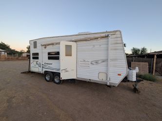 Toy hauler